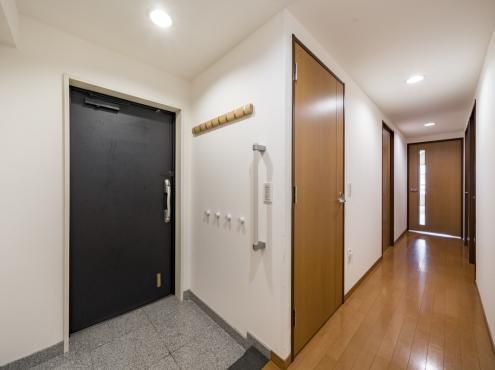 3LDK Apartment in Naka-ku, Yokohama for 145,000,000 Yen - Thumbnail 3