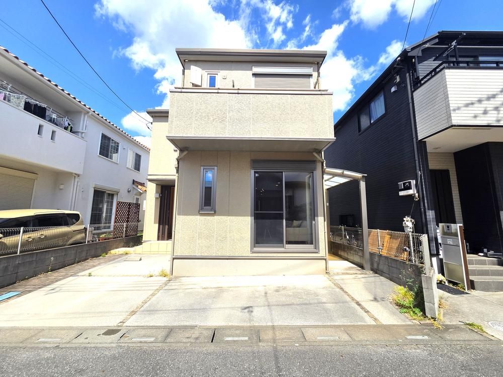 Renovated 3LDK House with Solar Panels in Saitama City - Thumbnail 2