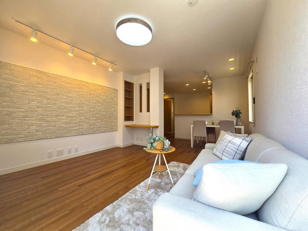 Renovated 3LDK House with Solar Panels in Saitama City - Thumbnail 4