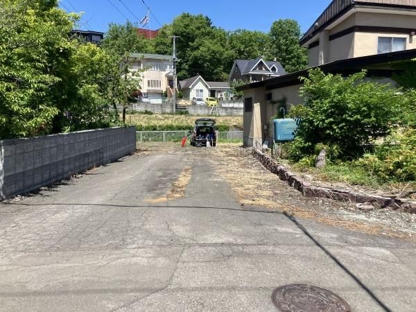 Land for Sale in Minami-ku, Sapporo - 405.88 sqm - Thumbnail 4