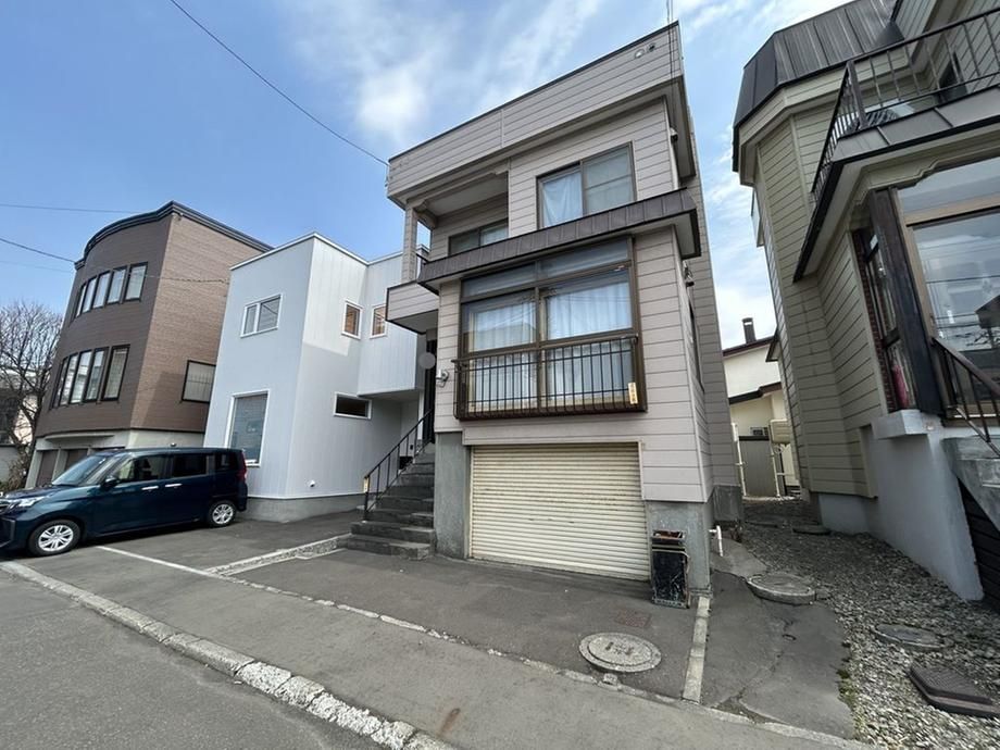 99.23m2 Residential Land in Kita Ward, Sapporo with Dual Train Access - Thumbnail 2
