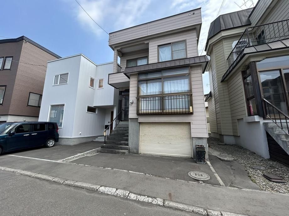 99.23m2 Residential Land in Kita Ward, Sapporo with Dual Train Access - Thumbnail 3