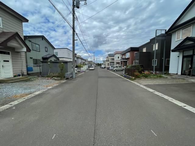 4LDK Detached House in Hokuto City, Hokkaido - 106.82m2 - Thumbnail 2