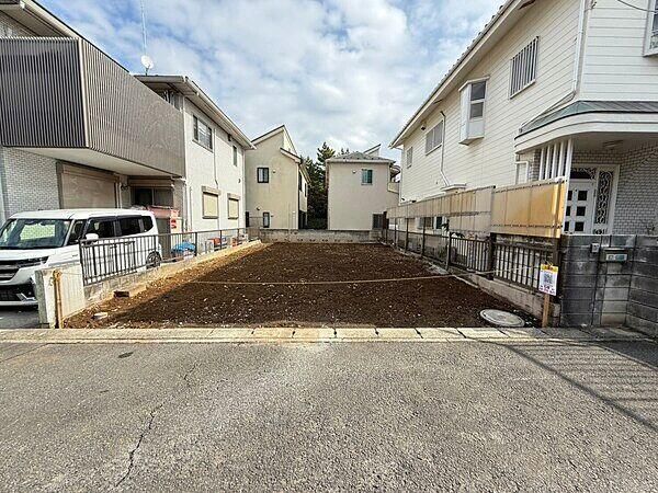 Land for Sale in Nakahara Ward, Kawasaki City, 58.42 sqm - Thumbnail 3