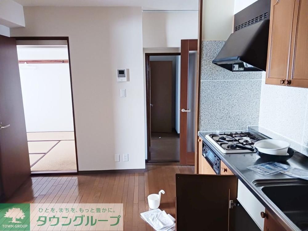 3DK Apartment for Sale in Funabashi, Chiba - 58.99m2 - Thumbnail 3