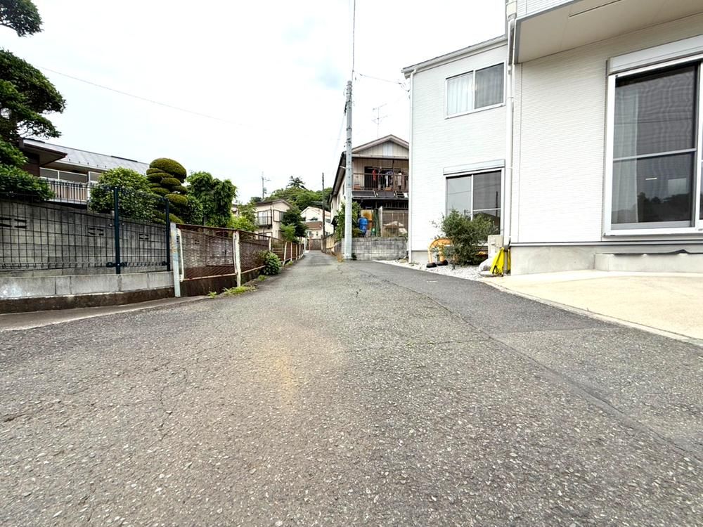 Custom-Built 4LDK House in Musashimurayama, Tokyo - Thumbnail 4