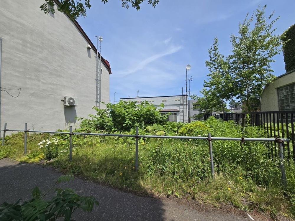Land for Sale in Otaru, Hokkaido - 85.99m2 - Thumbnail 2
