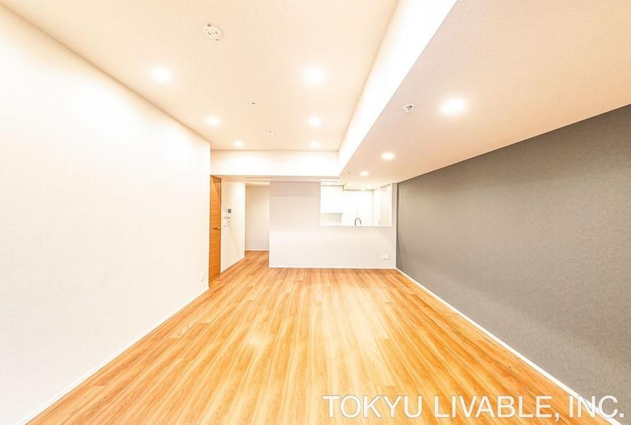 3LDK Apartment in Minato Mirai, Yokohama - 70.88m2 - Thumbnail 4