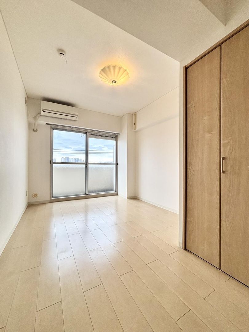 2LDK Condominium for Sale in Saiwai-ku, Kawasaki - Thumbnail 4