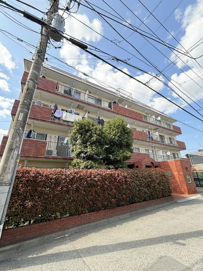 2LDK Condominium for Sale in Saiwai-ku, Kawasaki - Thumbnail 2