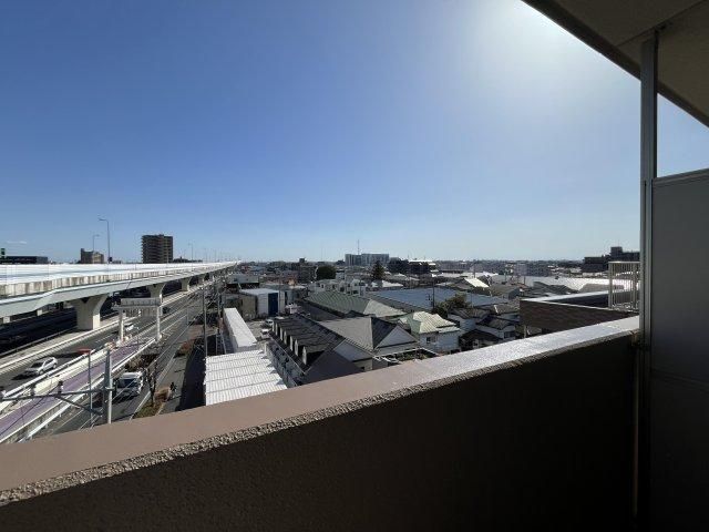 3LDK Apartment for Sale in Sakura-ku, Saitama City, 62.65m² - Thumbnail 3