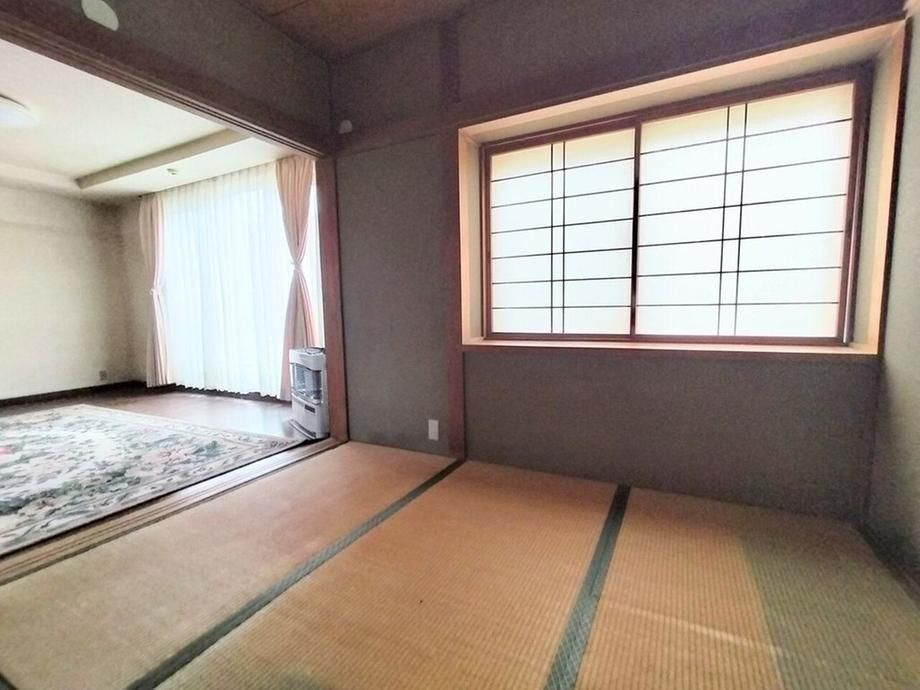 6LDK Resale House in Toyohira-ku, Sapporo - 150m2 Land - Thumbnail 4