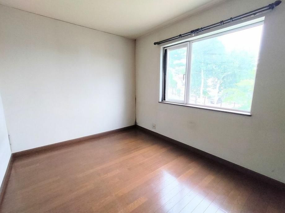 6LDK Resale House in Toyohira-ku, Sapporo - 150m2 Land - Thumbnail 3