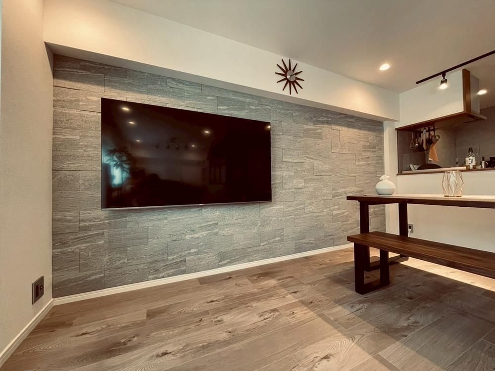 Renovated 2LDK Apartment in Isoko Century Mansion, Yokohama - Thumbnail 4