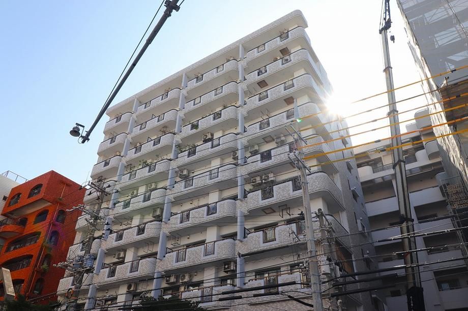 Renovated 2LDK Apartment in Naha, Okinawa - 27.9 Million Yen - Thumbnail 4