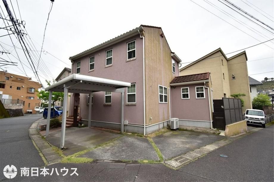 3LDK House for Sale in Usuki, Kagoshima City, 119 sqm Land - Thumbnail 2