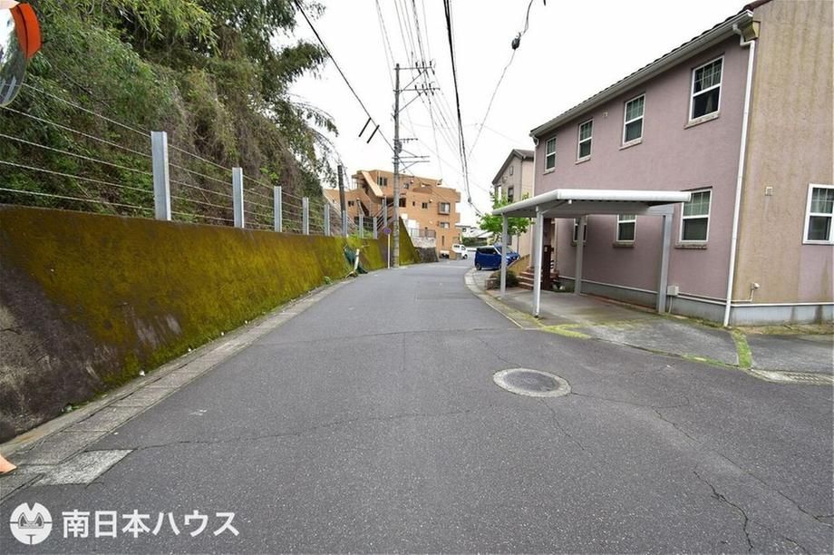 3LDK House for Sale in Usuki, Kagoshima City, 119 sqm Land - Thumbnail 3