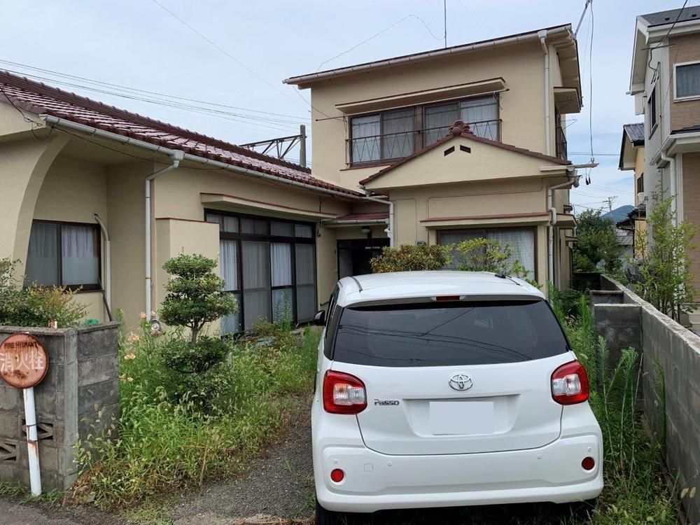 Renovation-Ready 5DK House Near Iōjimae Station in Fukushima City - Thumbnail 2