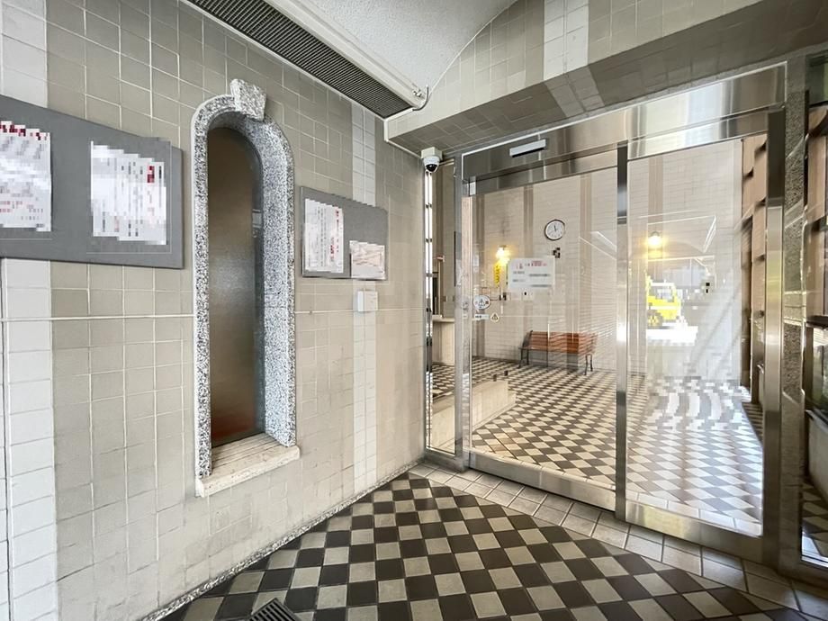 Renovated Studio Apartment in Sendai Aoba Ward 16.5m² - Thumbnail 4