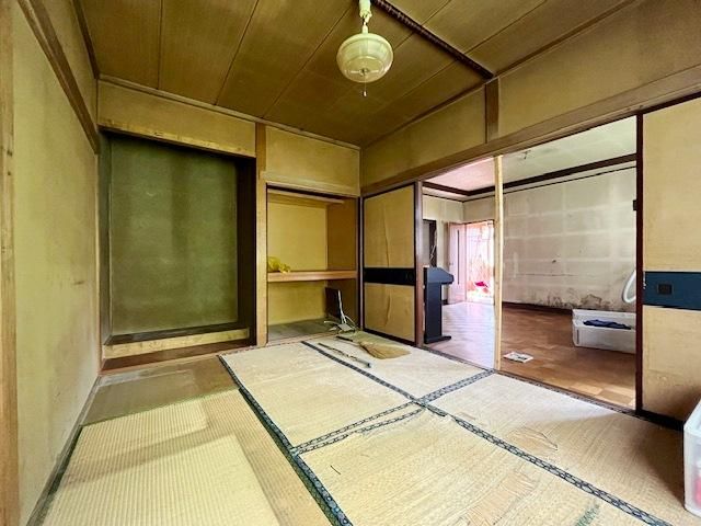 5LDK Detached House for Sale in Nishi-ku, Sapporo, Hokkaido - Thumbnail 4