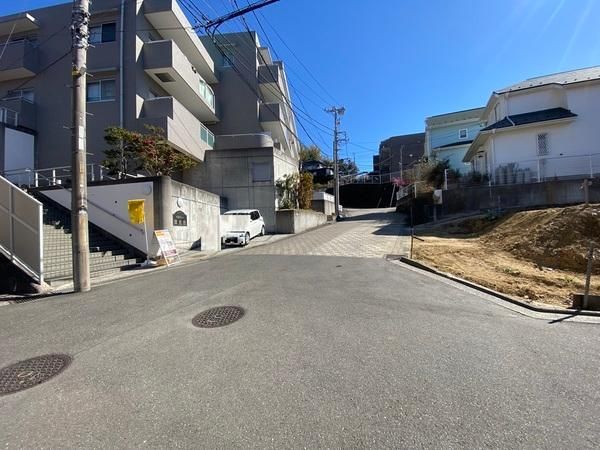 Land for Sale in Isogo-ku, Yokohama - 148.61m² Corner Plot - Thumbnail 3