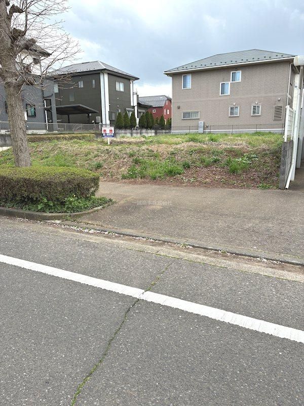 Land for Sale in Ryugasaki, Ibaraki - 269 m² - Image 1