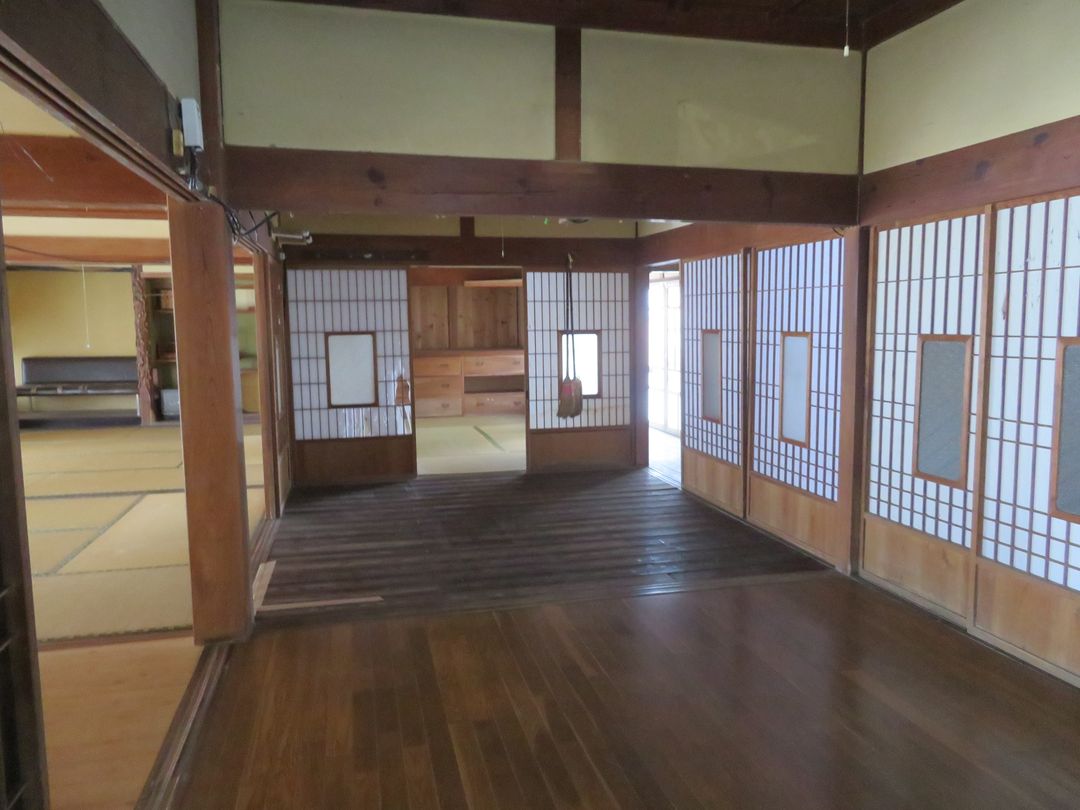 Spacious 375 sqm Renovation House in Ato, Yamaguchi City - Thumbnail 3