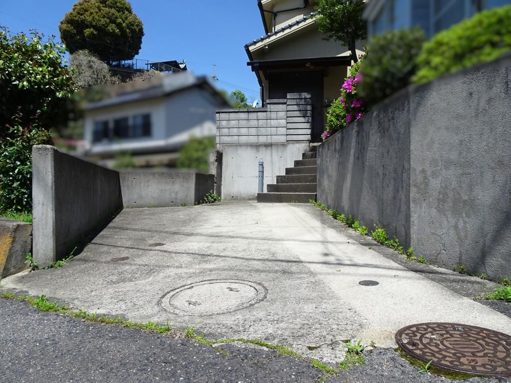 4LDK Detached House for Sale in Kameyama, Hiroshima - Thumbnail 3