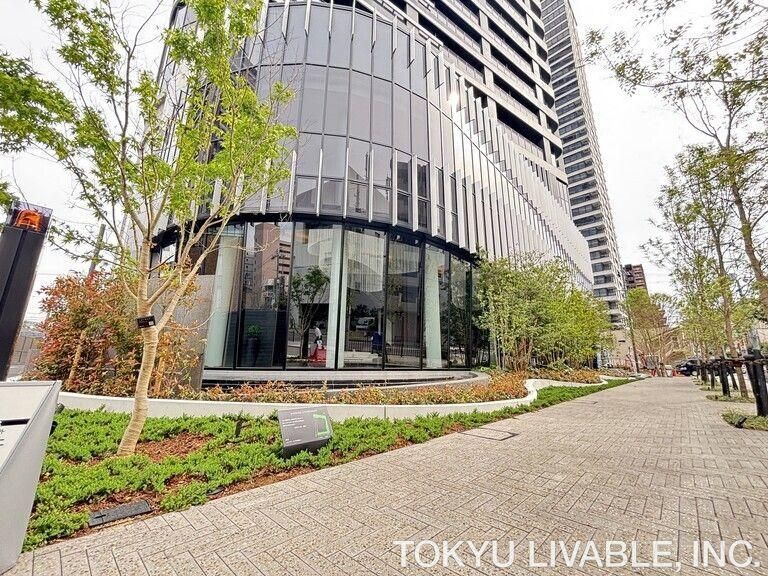 New 2LDK Apartment for Sale in Fukushima-ku, Osaka - Thumbnail 2