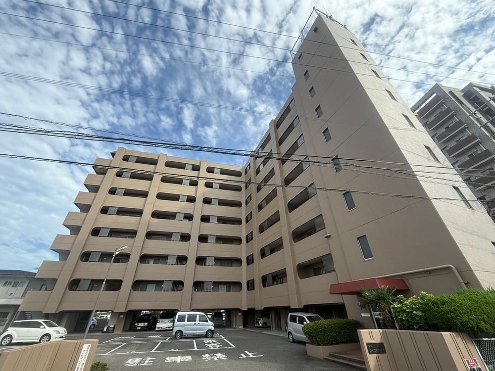 2LDK Apartment for Sale Near Minami-Miyazaki Station - Thumbnail 2