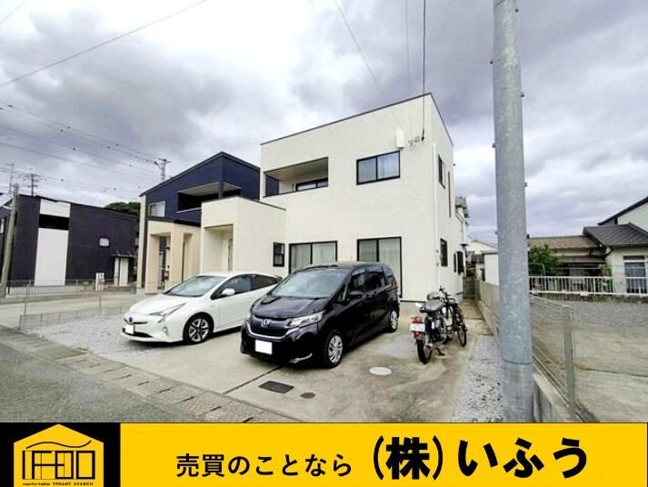 4LDK House for Sale in Oita City, Oita Prefecture - Thumbnail 2