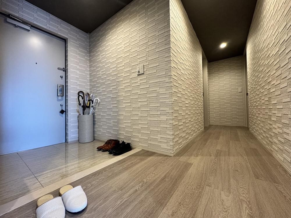 Gradis Minami-Ishido Top-Floor 1LDK+S Condo Near Nagano Station - Thumbnail 4