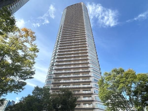 3LDK Apartment for Sale in Nakahara Ward, Kawasaki, 89.61m² - Thumbnail 2