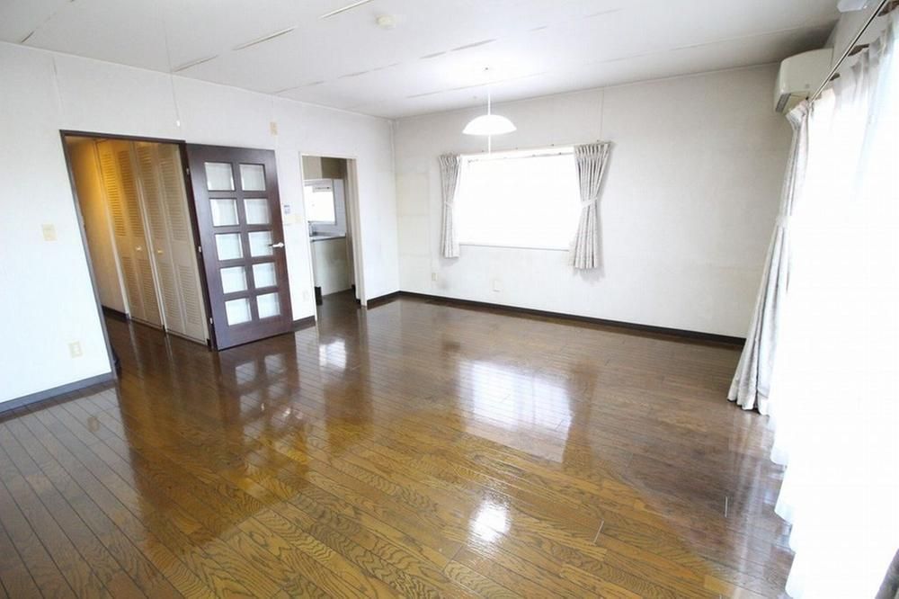 3LDK Apartment for Sale in Isehara, Kanagawa - 93.2m2 - Thumbnail 3