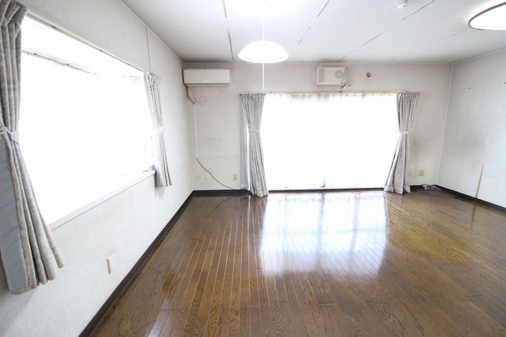 3LDK Apartment for Sale in Isehara, Kanagawa - 93.2m2 - Thumbnail 2
