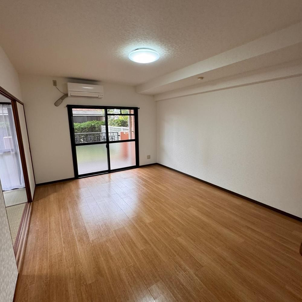 Renovated 3LDK Apartment in Miyazaki City - 76.3m2 - Thumbnail 4