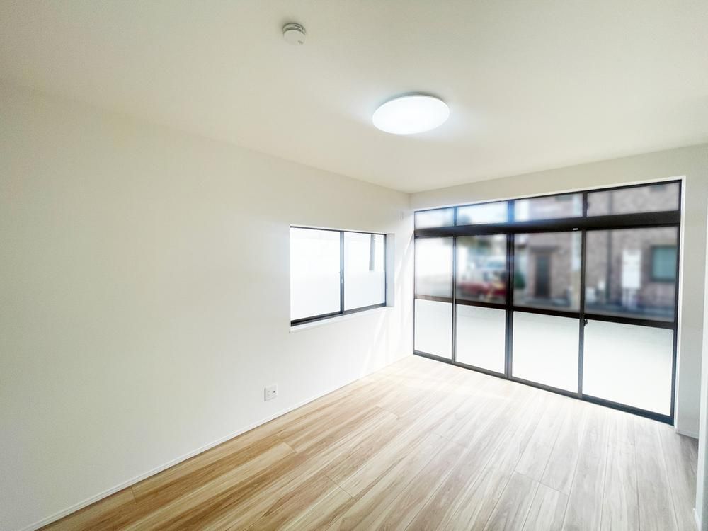 Renovated 5LDK House in Joetsu City Near Kasugayama Station - Thumbnail 3