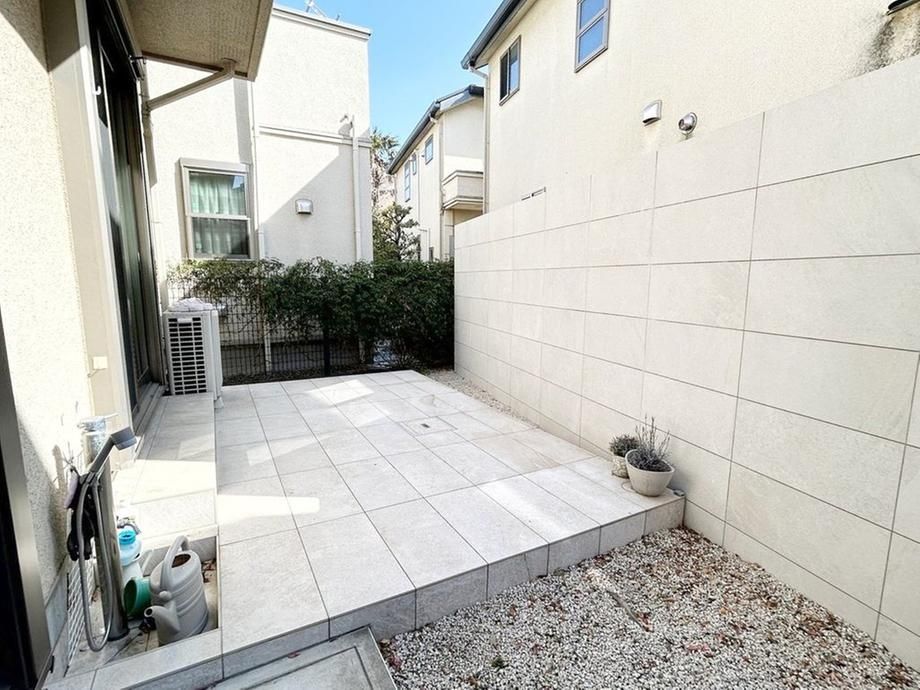 4LDK House for Sale in Kami-Saginomiya, Nakano, Tokyo – 115m² Land - Thumbnail 4