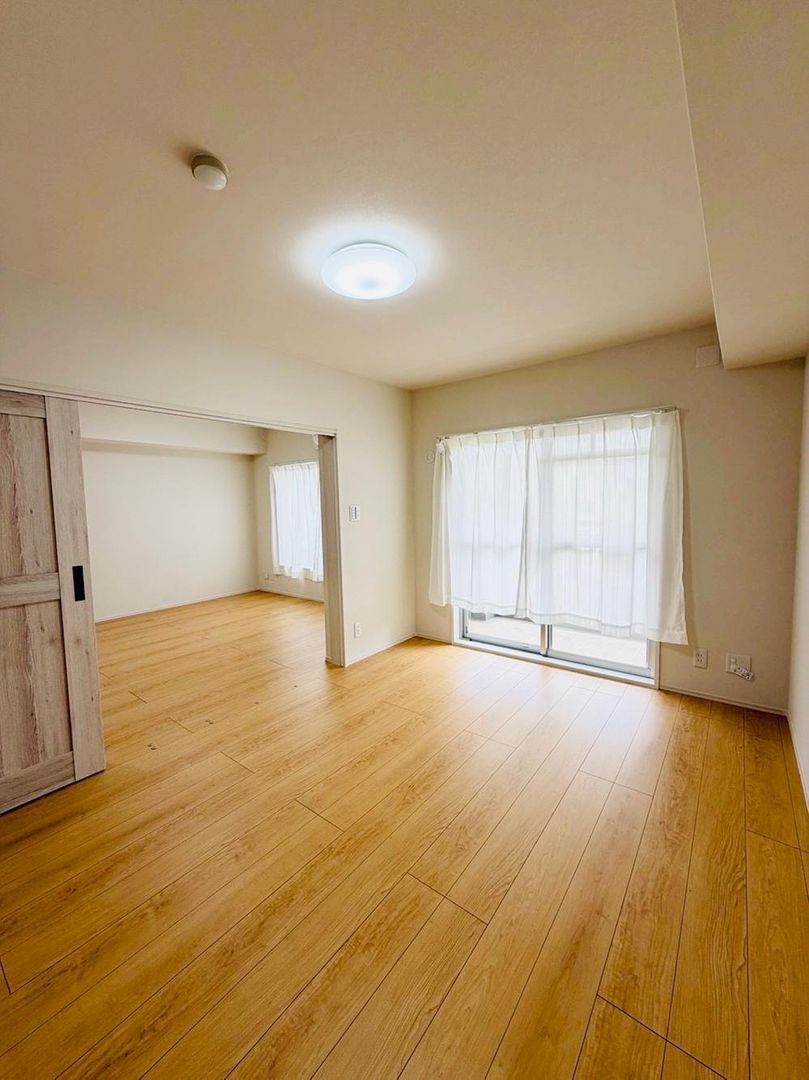 3LDK Renovated Apartment in Tama Ward Kawasaki 74.88m2 - Thumbnail 3