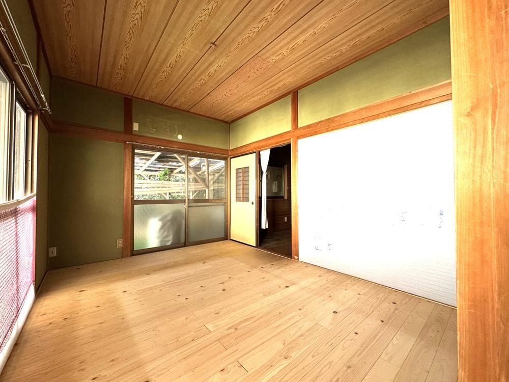 5LDK Detached House for Sale in Nankoku, Kochi - 4.5 Million Yen - Thumbnail 4