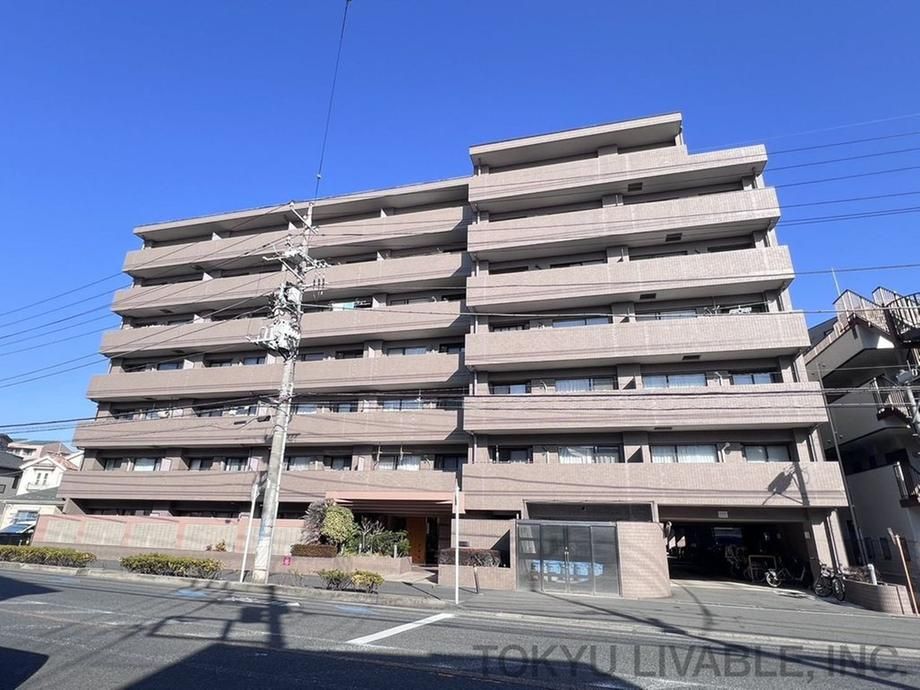 Renovated 3LDK Apartment for Sale in Takatsu, Kawasaki - Thumbnail 2
