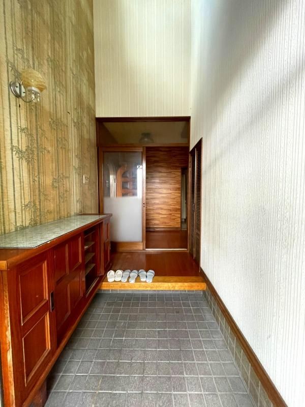 4LDK Detached House in Tomakomai, Hokkaido - 16.5 Million Yen - Thumbnail 2
