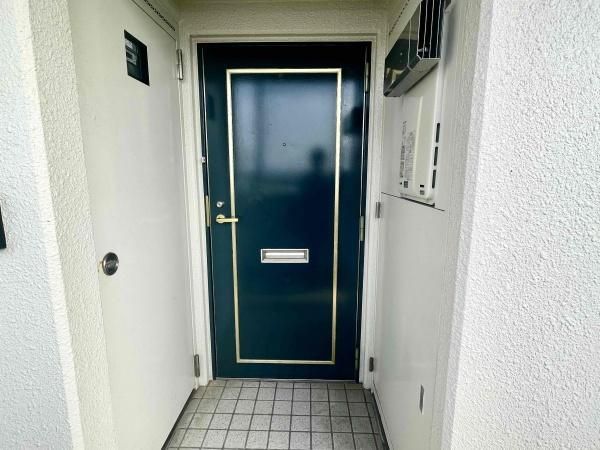 Renovated 2LDK Apartment in Miyazaki City for Sale - Thumbnail 4