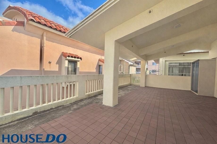 4LDK Used House for Sale in Chatan, Okinawa - 66.8M Yen - Thumbnail 2