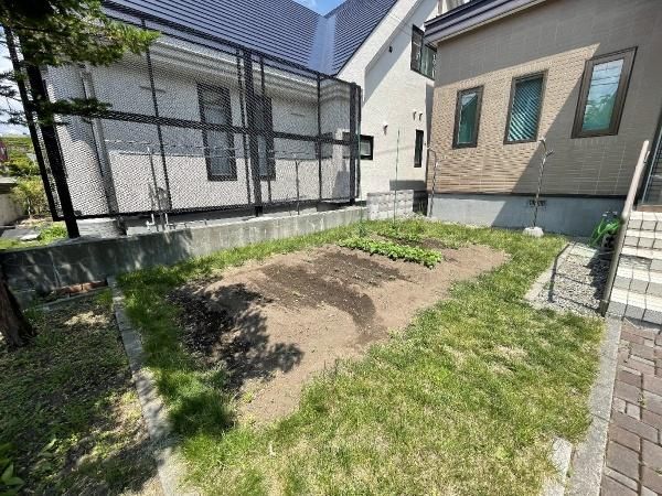 Spacious 4LDK+S House Near Fukuzumi Station, Sapporo - Thumbnail 3