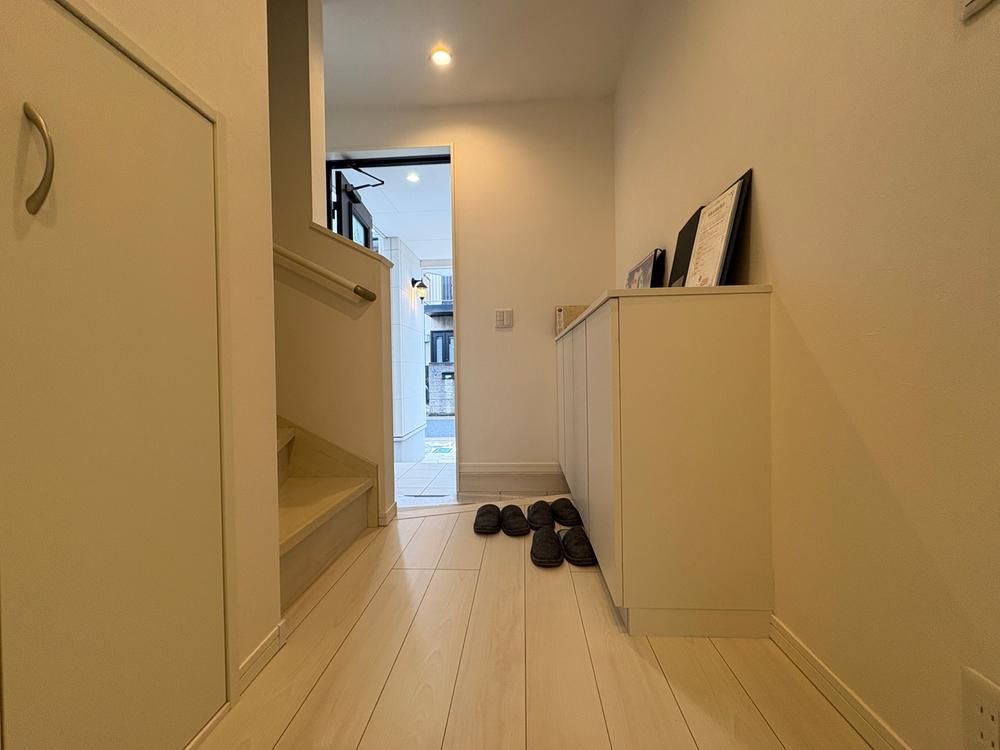 Renovated 3LDK+S House for Sale in Kita-ku, Saitama City - Thumbnail 3