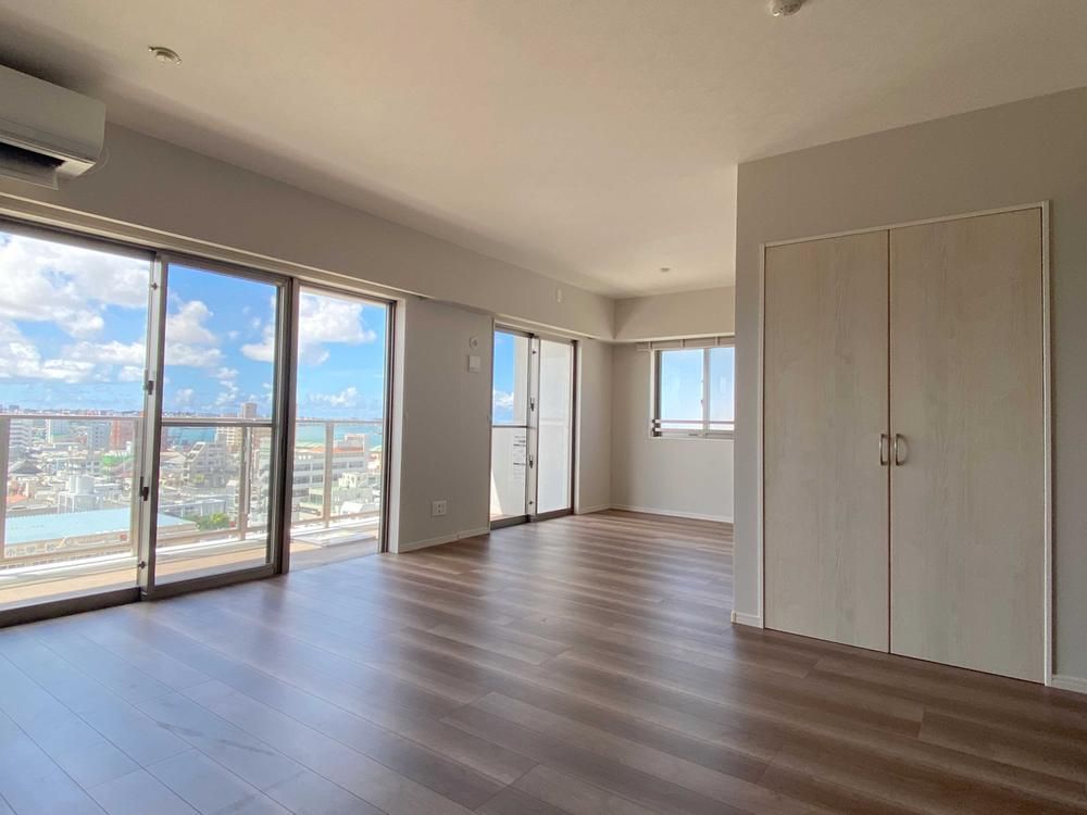 Century Naha Akebono 2LDK Apartment for Sale in Naha, Okinawa - Thumbnail 4