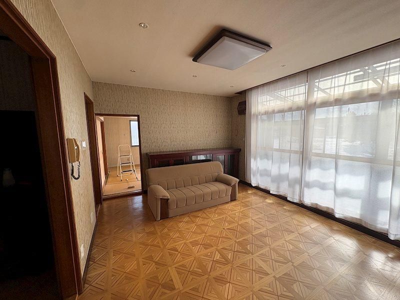 6LDK House for Sale in Kitami, Hokkaido with Large 991 sqm Lot - Thumbnail 3