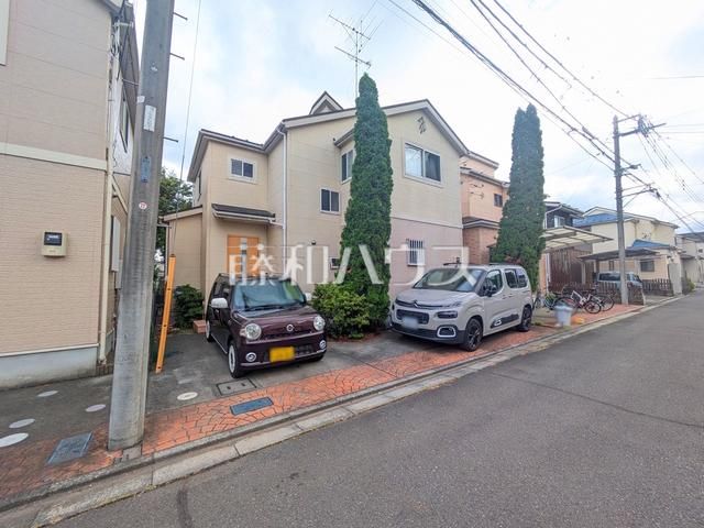 4LDK Detached House for Sale in Hino City, Tokyo - Thumbnail 2