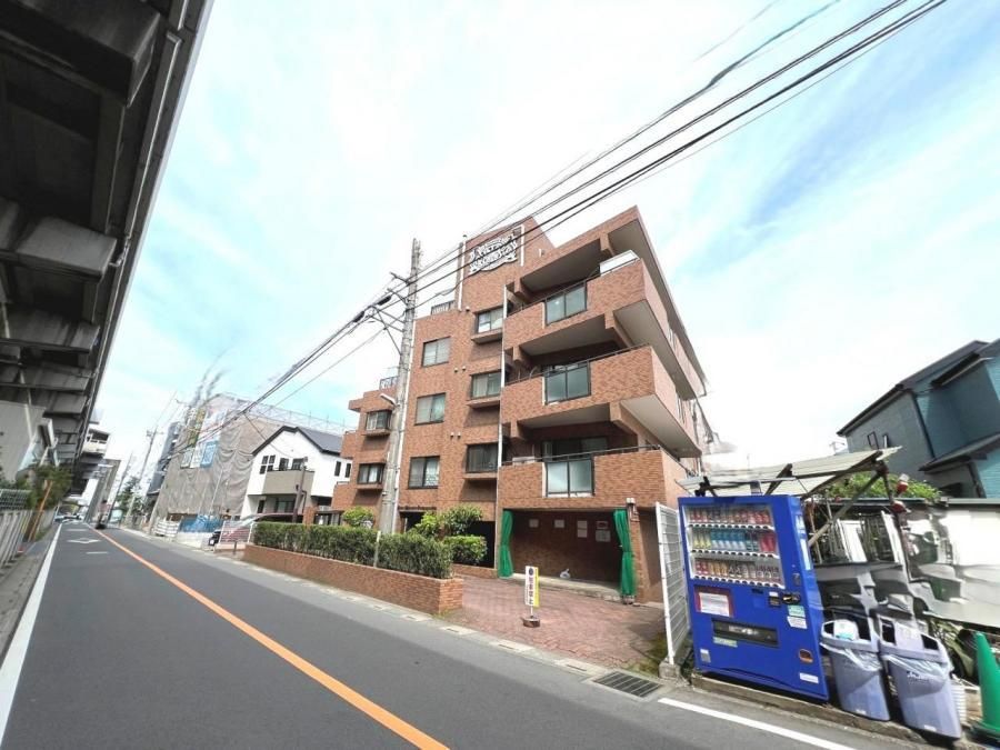 4LDK Apartment for Sale in Saitama City, Kita Ward - Thumbnail 3